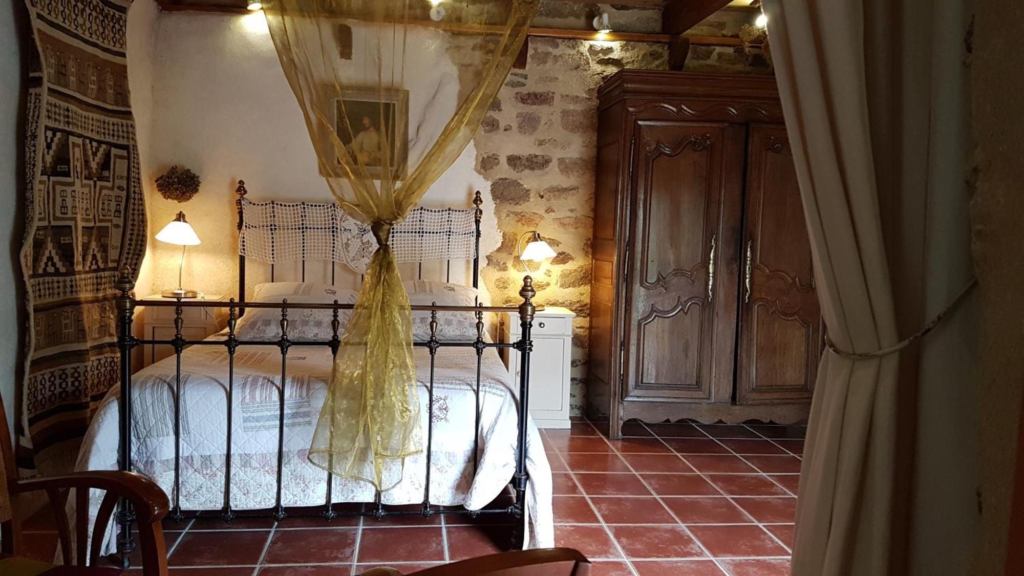 La Ferme De Kerhors Hotel Tremeoc Room photo